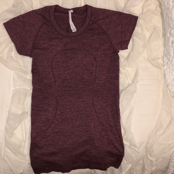 lululemon athletica Tops - Lululemon short sleeve top